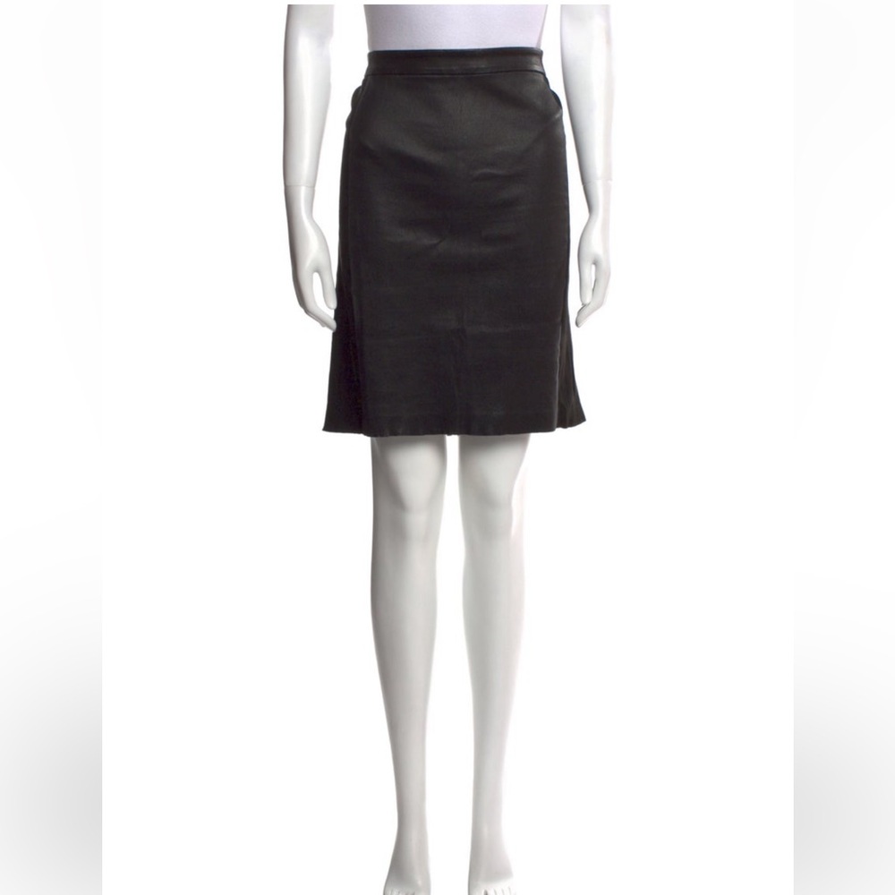 Vince US8/women’s M leather pencil skirt